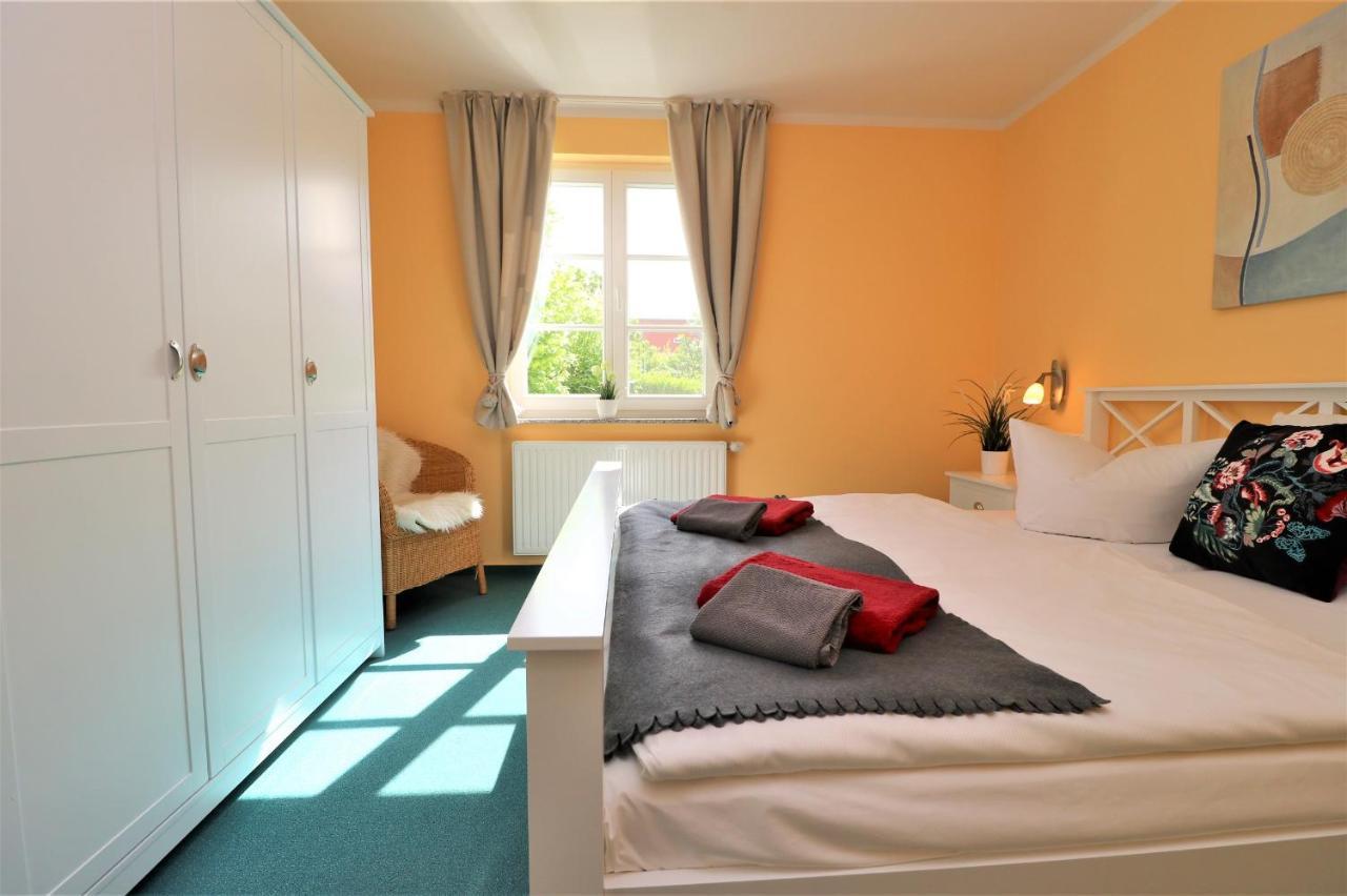 Achtern Hafen App 01 Appartement Wustrow  Buitenkant foto